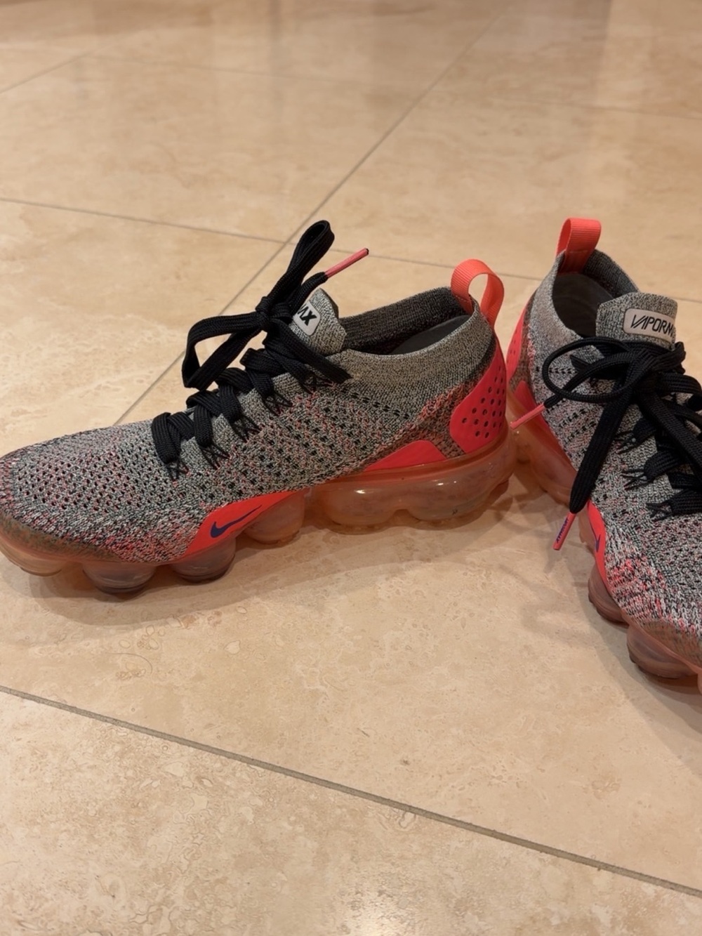 Nike Air VaporMax Flyknit 2 Ultramarine Hot Punch Women’s Size 8 - Picture 2 of 6